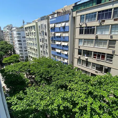STUDIO COMPLETO na praia de COPACABANA, perto Ipanema Gal Osório, com ar, wifi, netflix, até 3 pessoas, pauloangerami SF138-2
